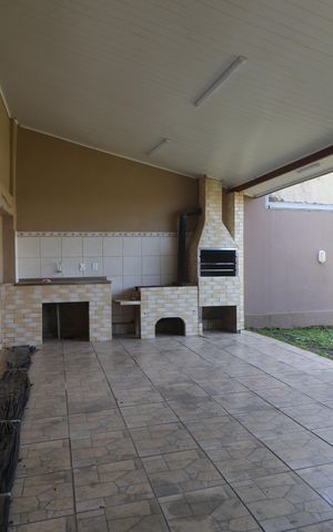 Casa à venda com 260m², 4 quartos e 5 vagasEspaço Gourmet