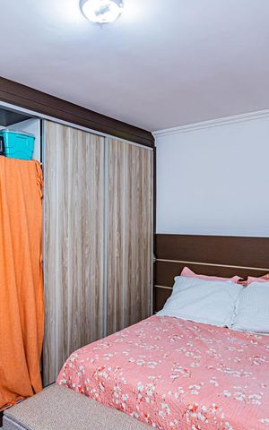 Casa à venda com 270m², 5 quartos e 3 vagas Casa à venda com 270m², 5 quartos e 3 vagasSuite