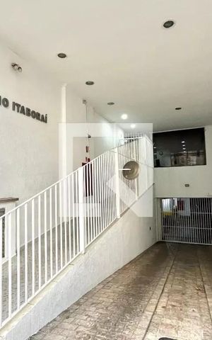 Apartamento à venda com 52m², 2 quartos e 1 vaga Apartamento à venda com 52m², 2 quartos e 1 vagaFachada e portaria