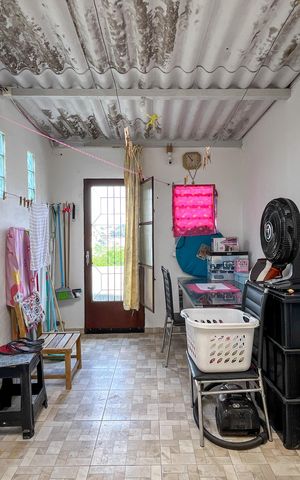 Casa à venda com 305m², 4 quartos e 2 vagas Casa à venda com 305m², 4 quartos e 2 vagasÁrea de Serviço