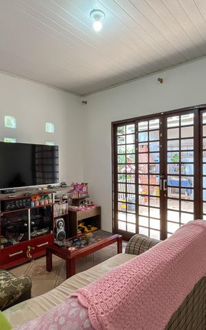 Casa à venda com 305m², 4 quartos e 2 vagas Casa à venda com 305m², 4 quartos e 2 vagasSala 2