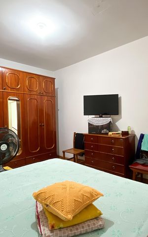Casa à venda com 305m², 4 quartos e 2 vagas Casa à venda com 305m², 4 quartos e 2 vagasQuarto 1