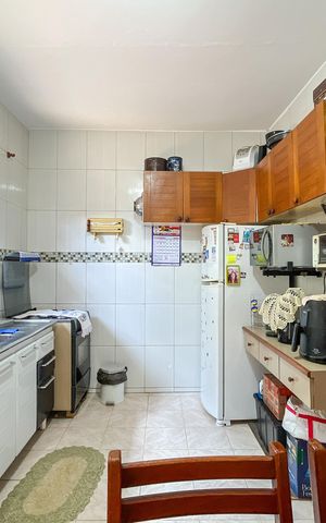 Casa à venda com 305m², 4 quartos e 2 vagas Casa à venda com 305m², 4 quartos e 2 vagasCozinha 2