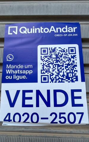 Casa à venda com 305m², 4 quartos e 2 vagas Casa à venda com 305m², 4 quartos e 2 vagasPlaca