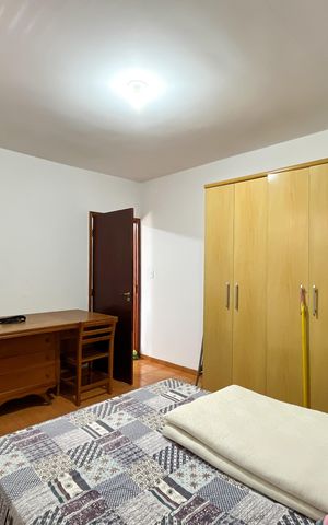 Casa à venda com 305m², 4 quartos e 2 vagas Casa à venda com 305m², 4 quartos e 2 vagasQuarto 2