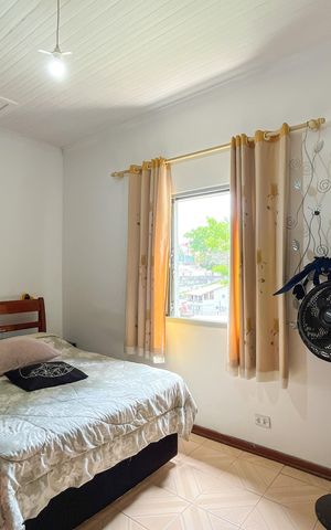 Casa à venda com 305m², 4 quartos e 2 vagas Casa à venda com 305m², 4 quartos e 2 vagasQuarto 3