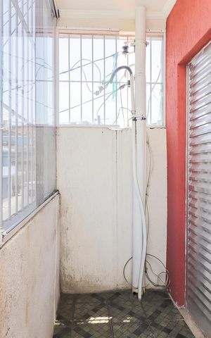 Casa à venda com 120m², 5 quartos e 4 vagasCasa 01 - Varanda da Suíte 1