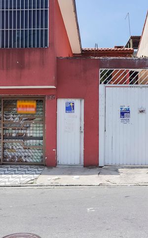 Casa à venda com 120m², 5 quartos e 4 vagasFachada