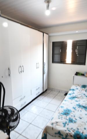 Casa à venda com 195m², 3 quartos e 1 vagaQuarto 2