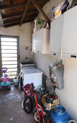 Casa à venda com 195m², 3 quartos e 1 vagaÁrea de Serviço