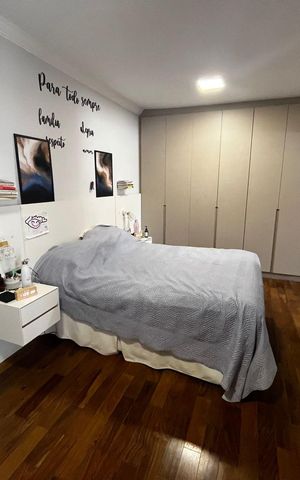 Apartamento à venda com 198m², 3 quartos e 3 vagas