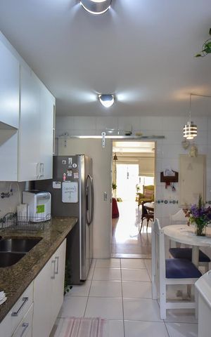 Apartamento para alugar com 120m², 3 quartos e 2 vagasCozinha