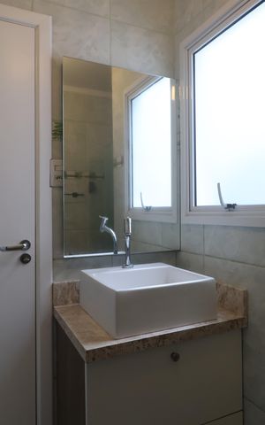 Casa à venda com 285m², 4 quartos e 3 vagasBanheiro 2