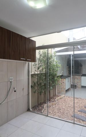 Casa à venda com 285m², 4 quartos e 3 vagasÁrea de Serviço
