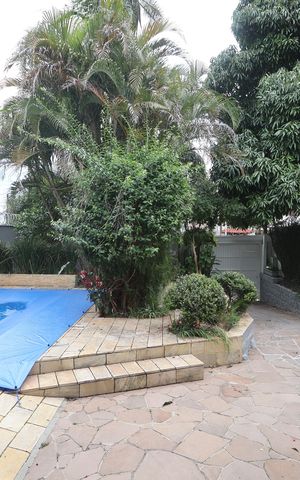Casa à venda com 285m², 4 quartos e 3 vagasÁrea externa