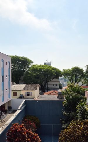 Casa à venda com 450m², 4 quartos e 2 vagasÁrea de Serviço - vista