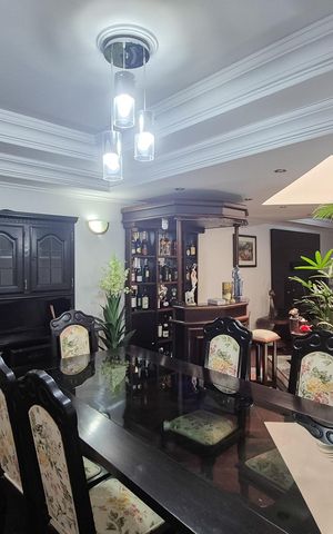 Casa à venda com 450m², 4 quartos e 2 vagasSala de Jantar