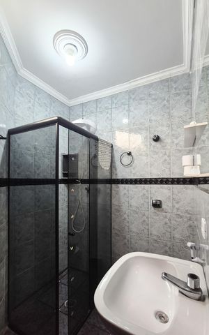 Casa à venda com 450m², 4 quartos e 2 vagasBanheiro da Suíte 1