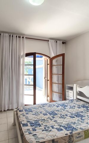 Casa à venda com 450m², 4 quartos e 2 vagasSuíte 2