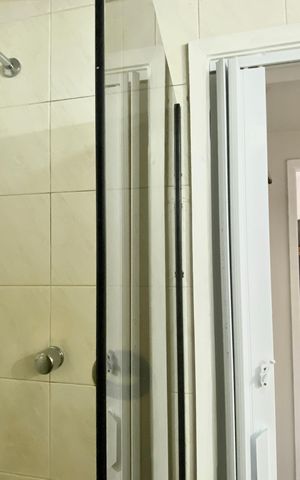 Apartamento à venda com 79m², 2 quartos e 2 vagas Apartamento à venda com 79m², 2 quartos e 2 vagasBanheiro social