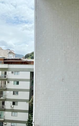 Apartamento à venda com 79m², 2 quartos e 2 vagas Apartamento à venda com 79m², 2 quartos e 2 vagasSuite