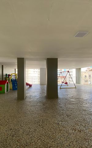 Apartamento à venda com 79m², 2 quartos e 2 vagas Apartamento à venda com 79m², 2 quartos e 2 vagasÁrea comum - Playground