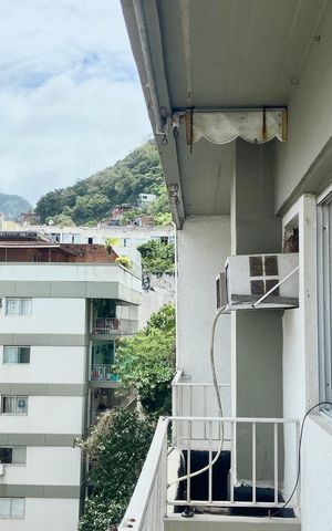 Apartamento à venda com 79m², 2 quartos e 2 vagas Apartamento à venda com 79m², 2 quartos e 2 vagasVaranda