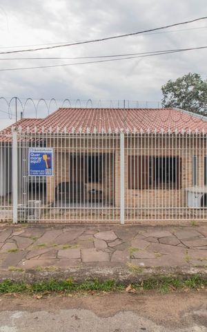 Casa à venda com 170m², 3 quartos e 4 vagasFachada