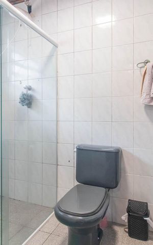 Casa à venda com 170m², 3 quartos e 4 vagasBanheiro do Quarto 3