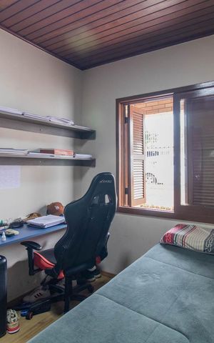 Casa à venda com 170m², 3 quartos e 4 vagasQuarto 1