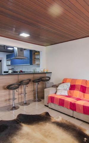 Casa à venda com 170m², 3 quartos e 4 vagasSala