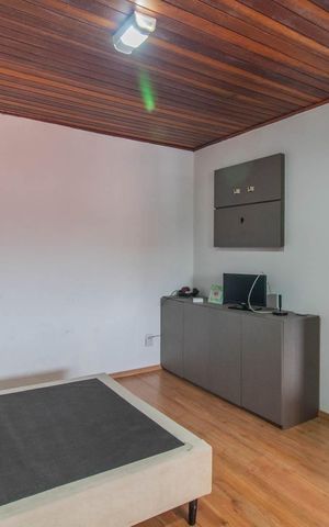 Casa à venda com 170m², 3 quartos e 4 vagasQuarto - Casa 2