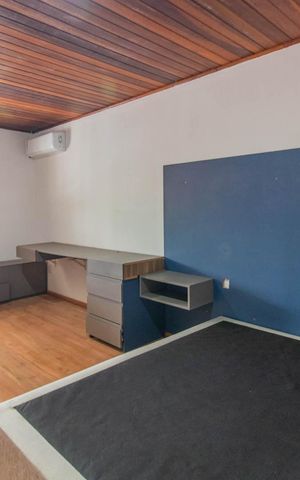 Casa à venda com 170m², 3 quartos e 4 vagasQuarto - Casa 2