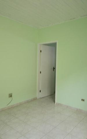 Casa para alugar com 110m², 2 quartos e 2 vagasSala