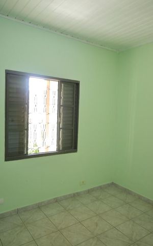 Casa para alugar com 110m², 2 quartos e 2 vagasQuarto 2 