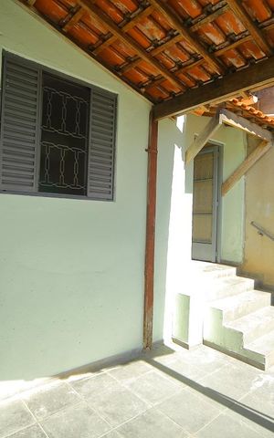 Casa para alugar com 110m², 2 quartos e 2 vagasÁrea de Serviço/Quintal 