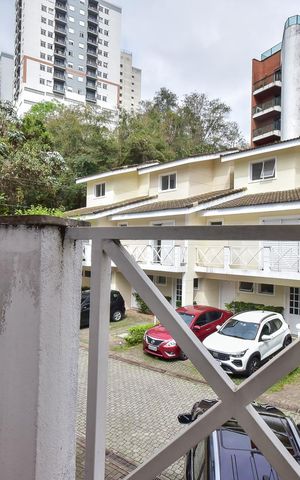 Casa de condomínio para alugar com 200m², 4 quartos e 2 vagasVaranda da Suíte 1