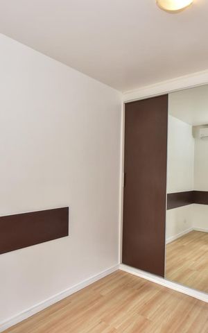 Casa de condomínio para alugar com 200m², 4 quartos e 2 vagasQuarto 1