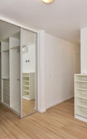 Casa de condomínio para alugar com 200m², 4 quartos e 2 vagasSuíte 1