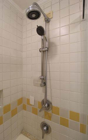 Apartamento à venda com 106m², 3 quartos e 1 vagaBanheiro da Suíte