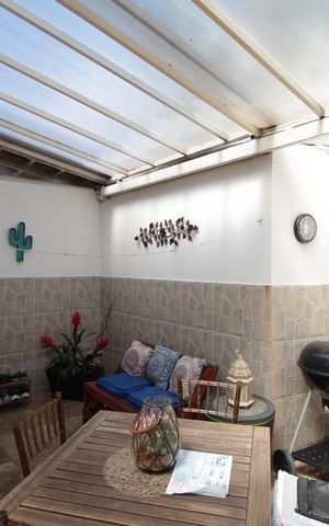 Casa de condomínio à venda com 79m², 2 quartos e 1 vagaÁrea Privativa
