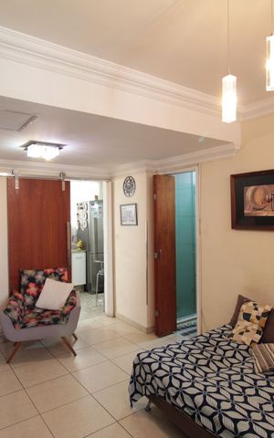 Casa de condomínio à venda com 79m², 2 quartos e 1 vagaSala