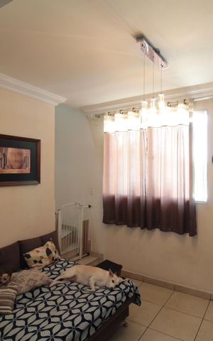 Casa de condomínio à venda com 79m², 2 quartos e 1 vagaSala