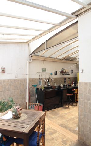 Casa de condomínio à venda com 79m², 2 quartos e 1 vagaÁrea Privativa