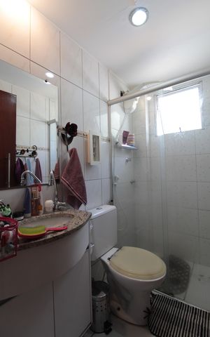 Casa de condomínio à venda com 79m², 2 quartos e 1 vagaBanheiro Social 1
