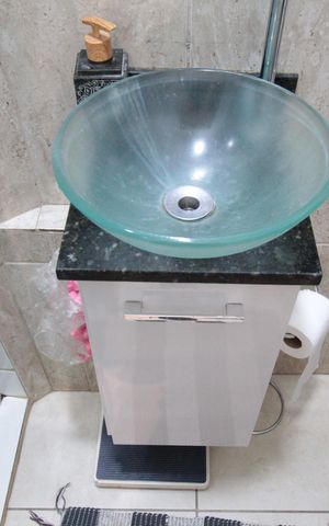 Casa de condomínio à venda com 79m², 2 quartos e 1 vagaBanheiro Social 2