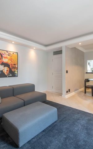 Apartamento à venda com 110m², 2 quartos e 1 vagaSala