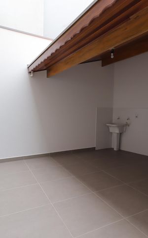 Casa à venda com 200m², 4 quartos e 4 vagasÁrea de Serviço