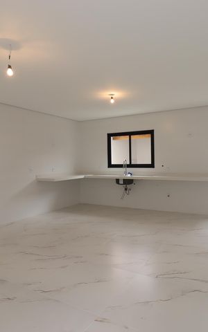 Casa à venda com 200m², 4 quartos e 4 vagasCozinha