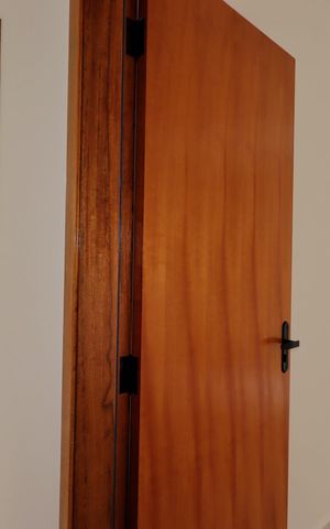 Casa à venda com 200m², 4 quartos e 4 vagasCorredor piso superior